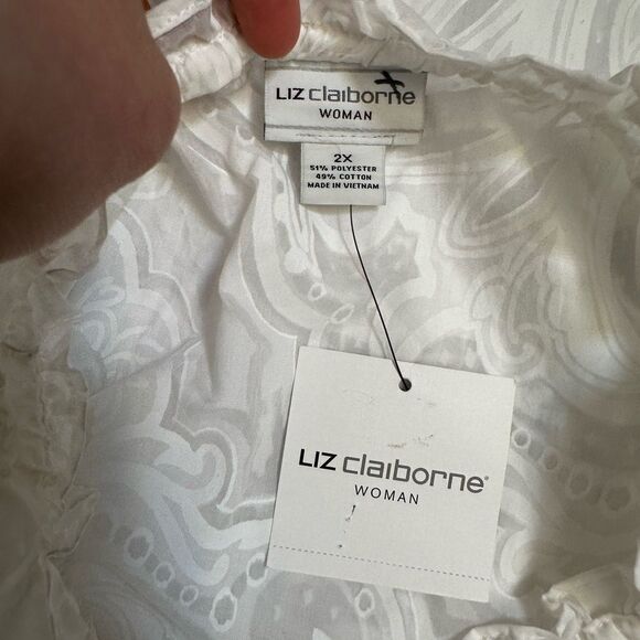 NWT Liz Claiborne White Paisley Sleeveless Tank Top Sz 2X - Picture 4 of 4